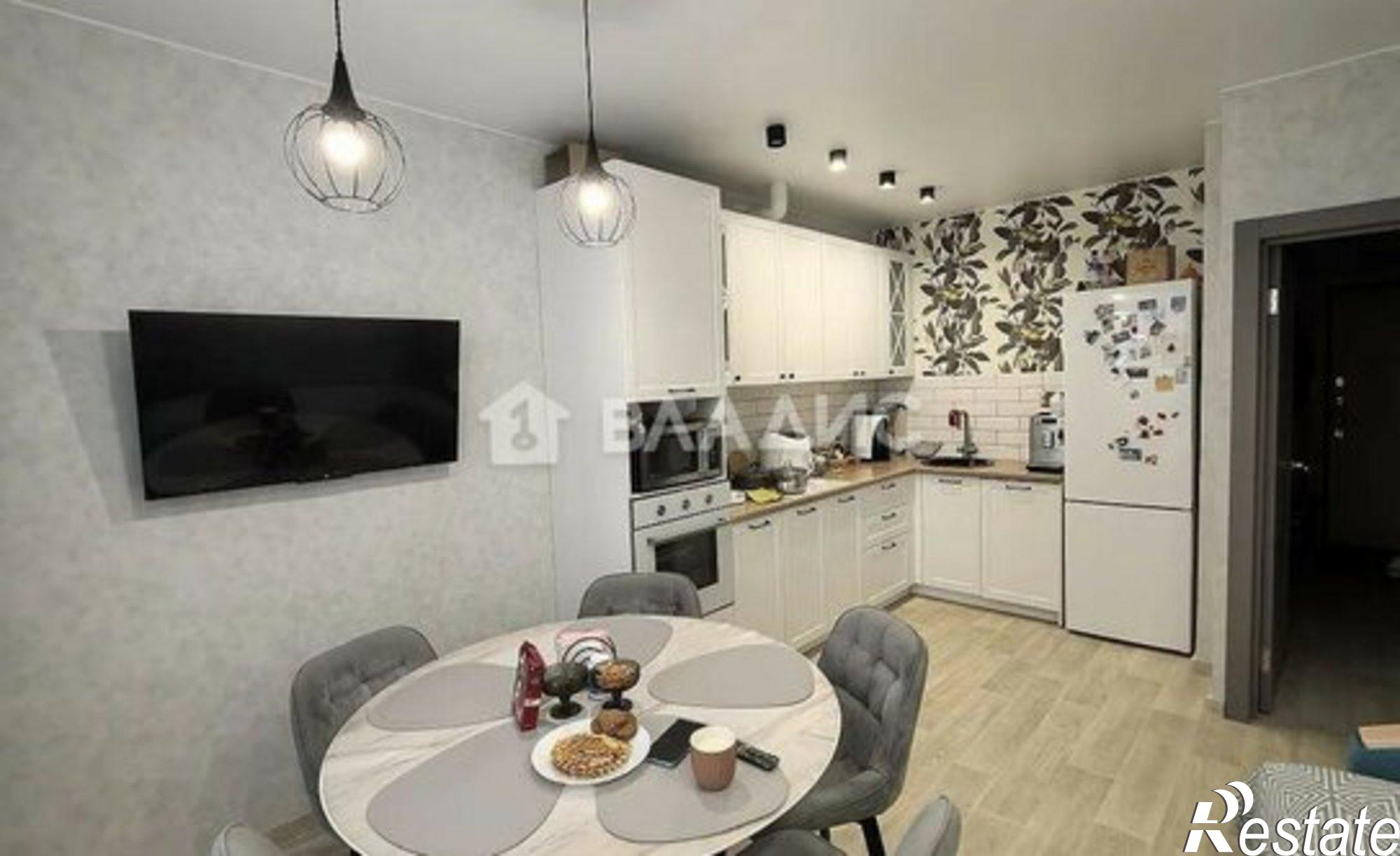 Купить квартиру за 11 000 000 рублей на 15-й микрорайон, 17Б