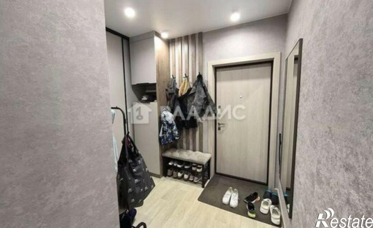 3-комн квартира 15-й микрорайон, 17Б