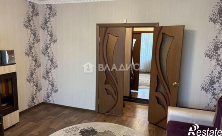 4-комн квартира микрорайон 7А, 25