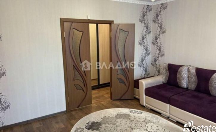 4-комн квартира микрорайон 7А, 25