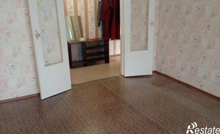 3-комн квартира 4-й микрорайон, 13