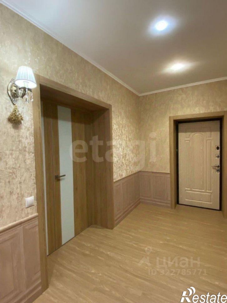 3-комн квартира Революционная улица, 19,  д. 19