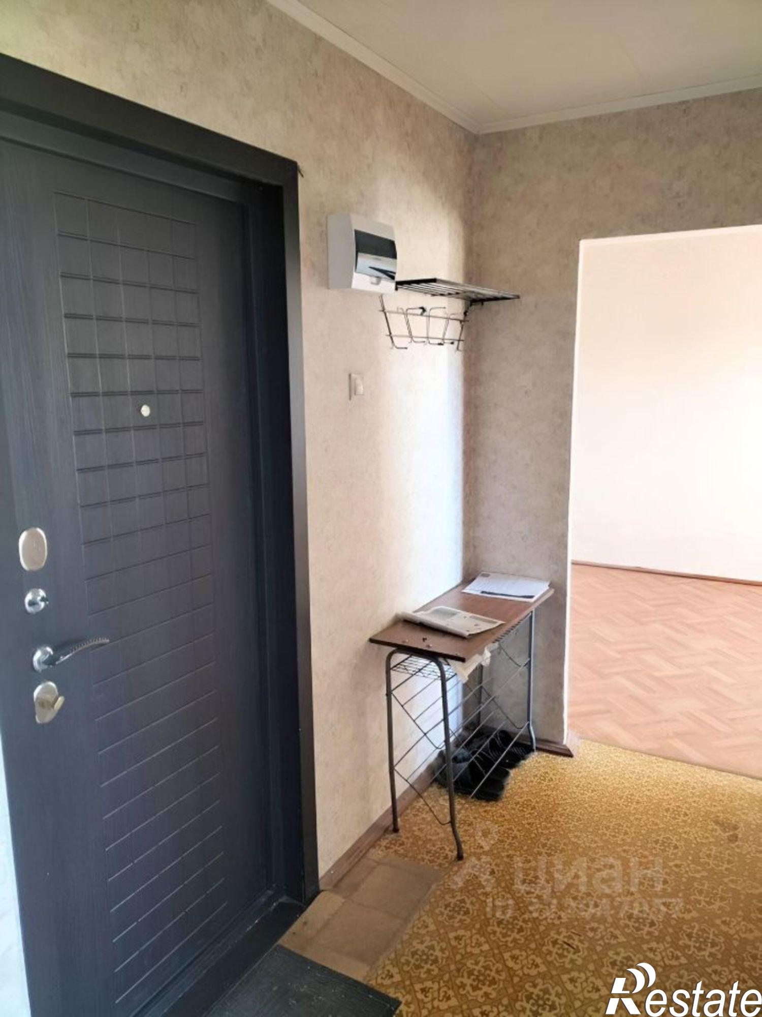 Купить квартиру за 3 650 000 рублей на 6-й микрорайон, 19