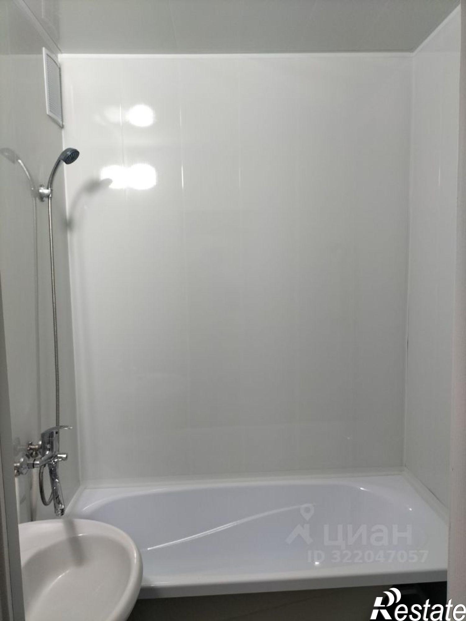 Купить квартиру за 3 650 000 рублей на 6-й микрорайон, 19