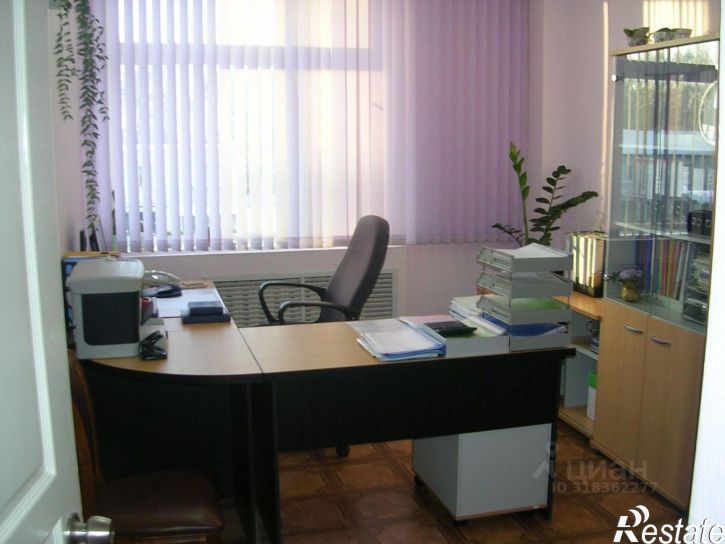 Помещение свободного назначения г. Тобольск, мкр., 4, д. 42