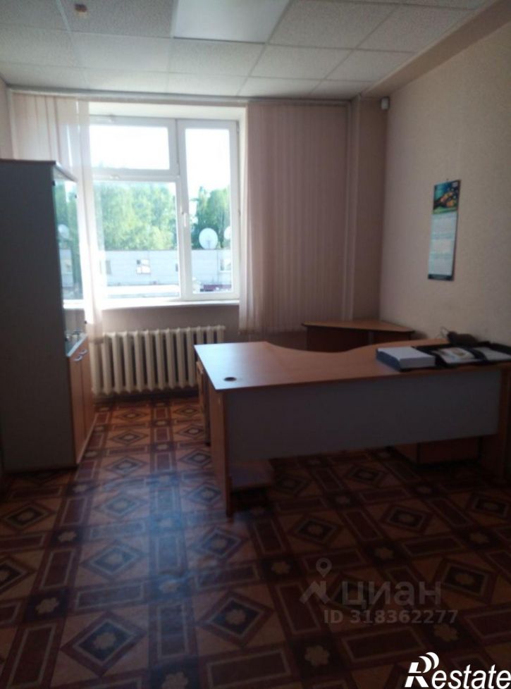 Помещение свободного назначения г. Тобольск, мкр., 4, д. 42