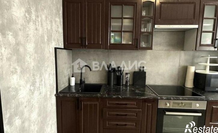 2-комн квартира 10-й микрорайон, 72