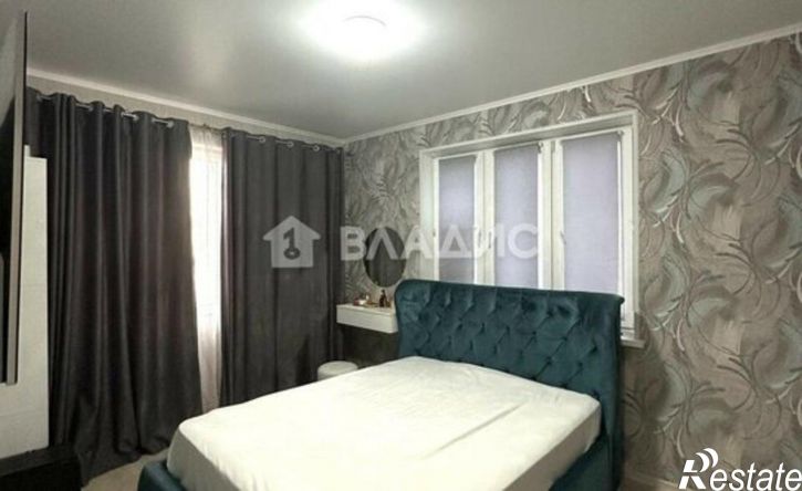 2-комн квартира 10-й микрорайон, 72