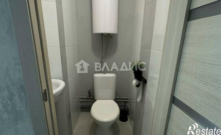 2-комн квартира 10-й микрорайон, 72