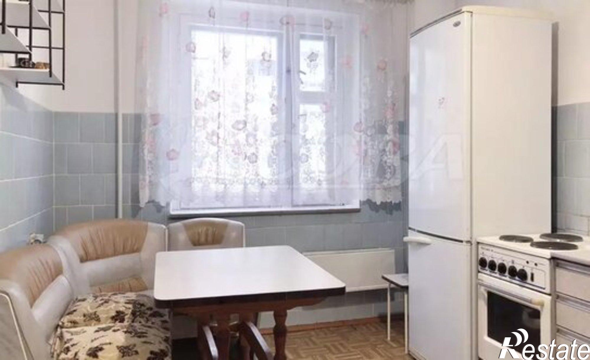 Купить квартиру за 4 500 000 рублей на 10-й микрорайон, 41