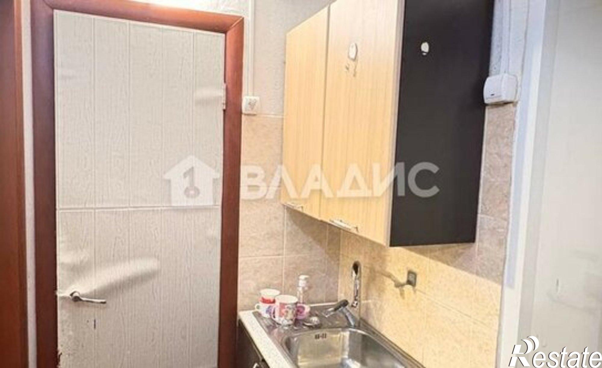 Купить квартиру за 1 900 000 рублей на 6-й микрорайон, 120Е