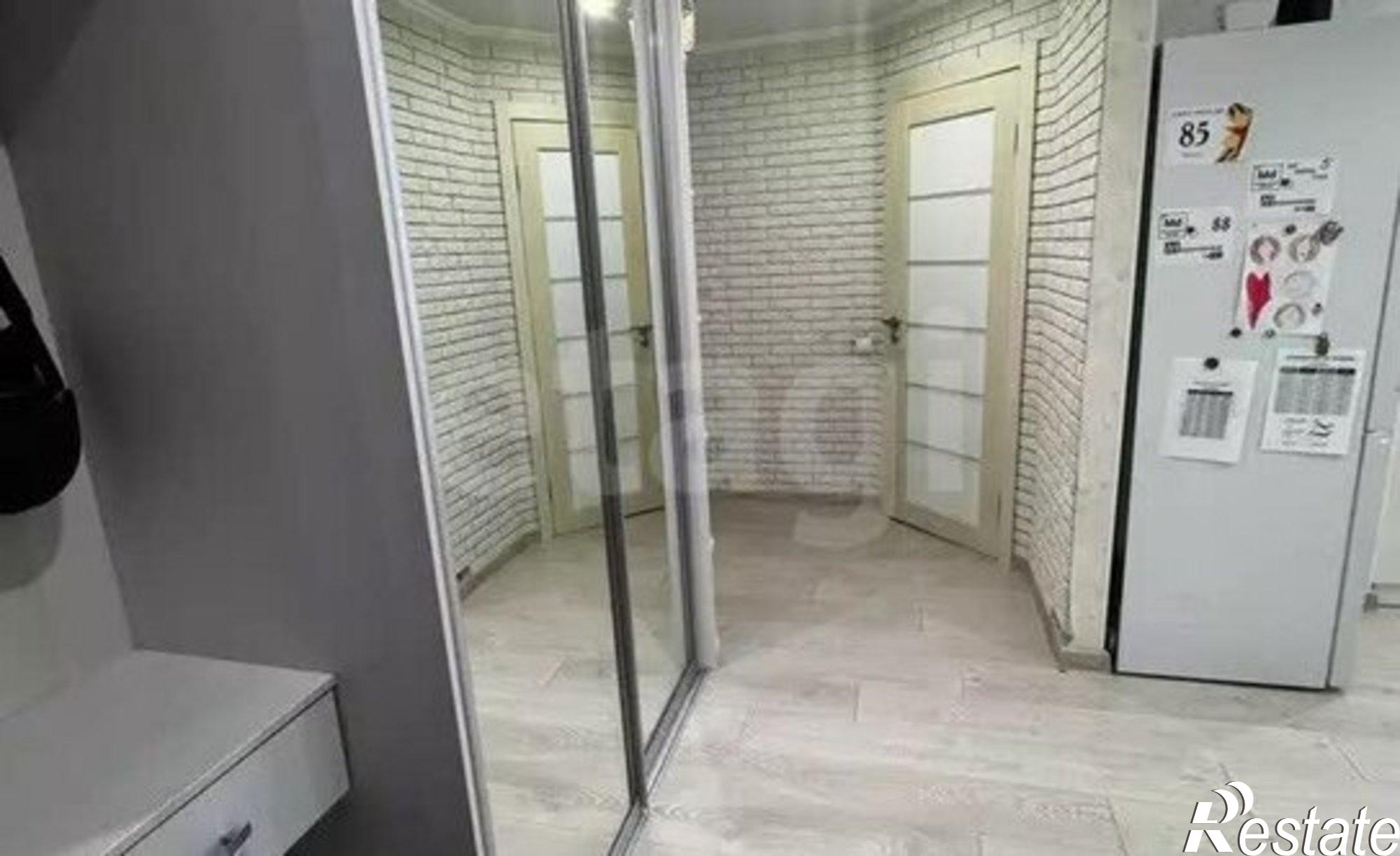 Купить квартиру за 8 000 000 рублей на 7-й микрорайон, 49А