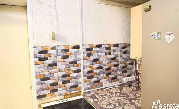 2-комн квартира 6-й микрорайон, 120Е