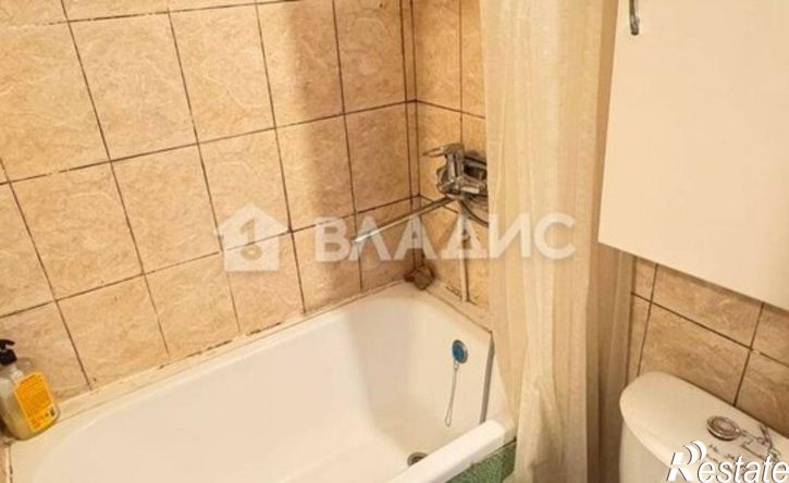 2-комн квартира 6-й микрорайон, 120Е