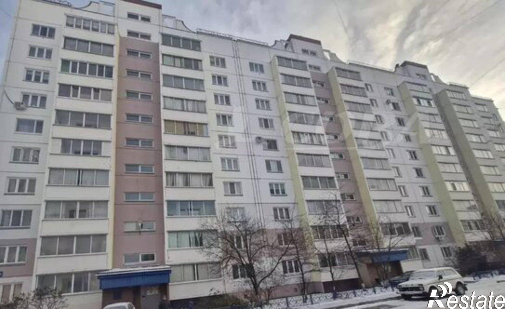 Купить квартиру за 3 800 000 рублей на 4-й микрорайон, 37/2