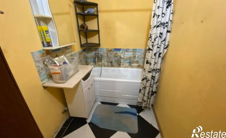 2-комн квартира улица Розы Люксембург, 6/4,  д. 6/4