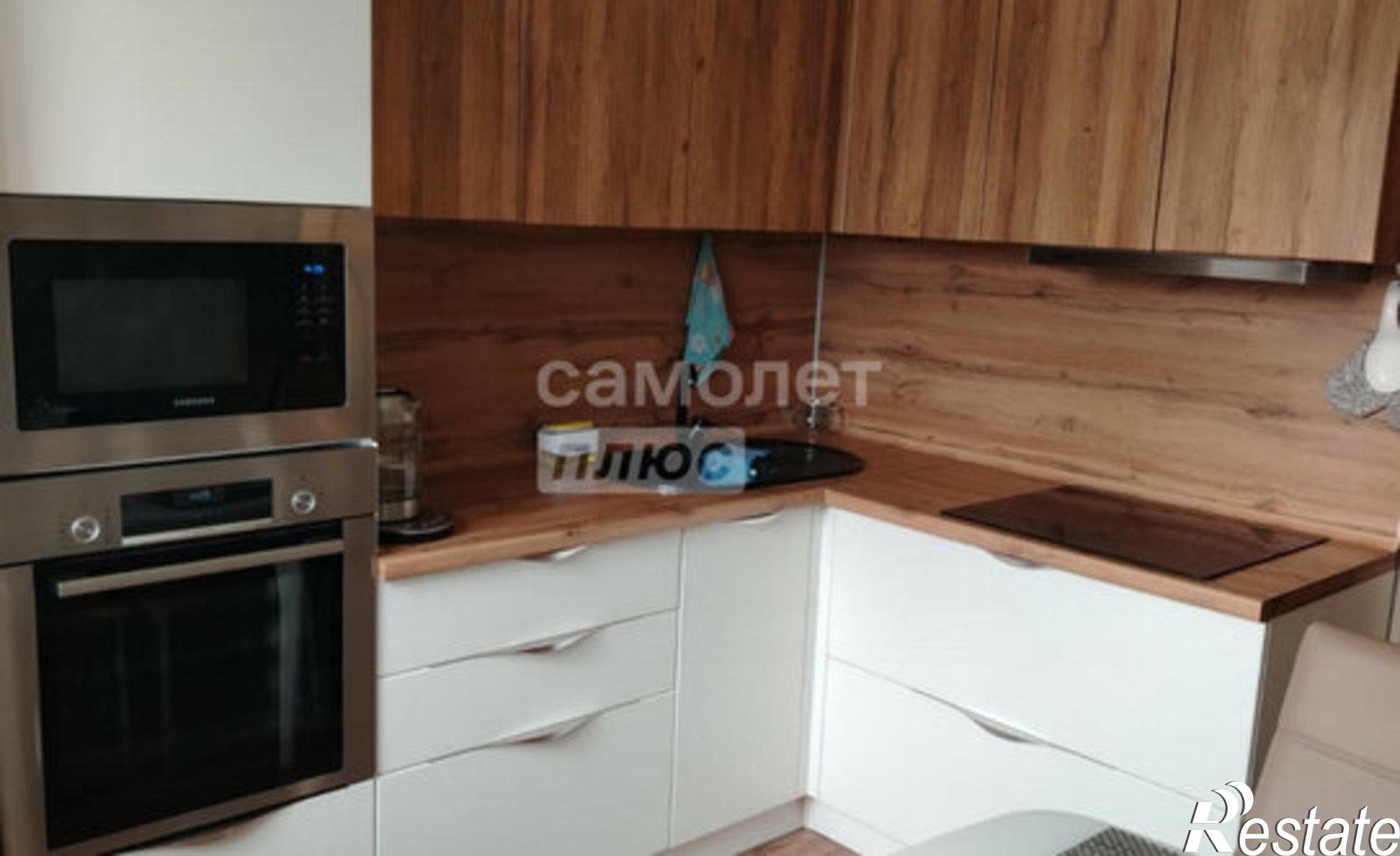 Купить квартиру за 6 100 000 рублей на микрорайон 7А, 3