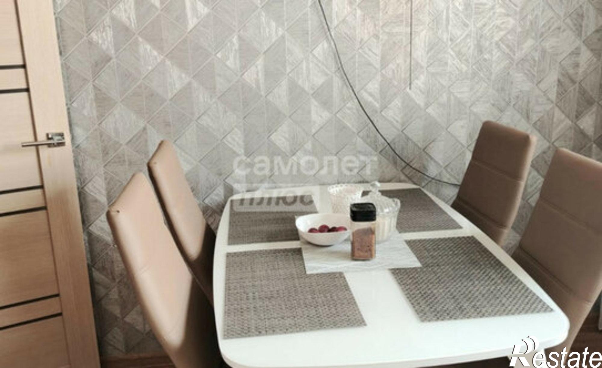 Купить квартиру за 6 100 000 рублей на микрорайон 7А, 3