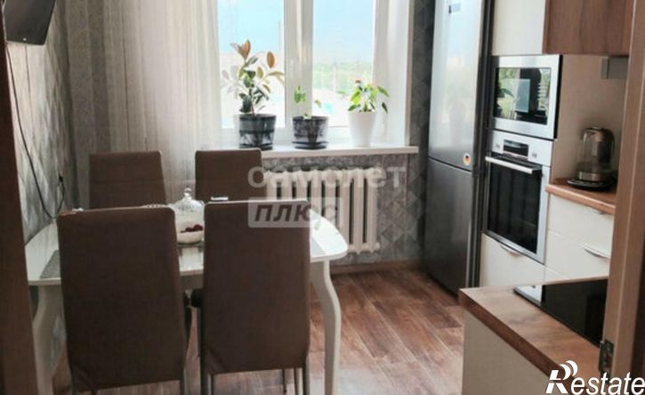 4-комн квартира микрорайон 7А, 3