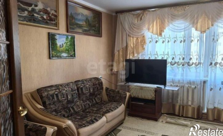 3-комн квартира 9-й микрорайон, 15А