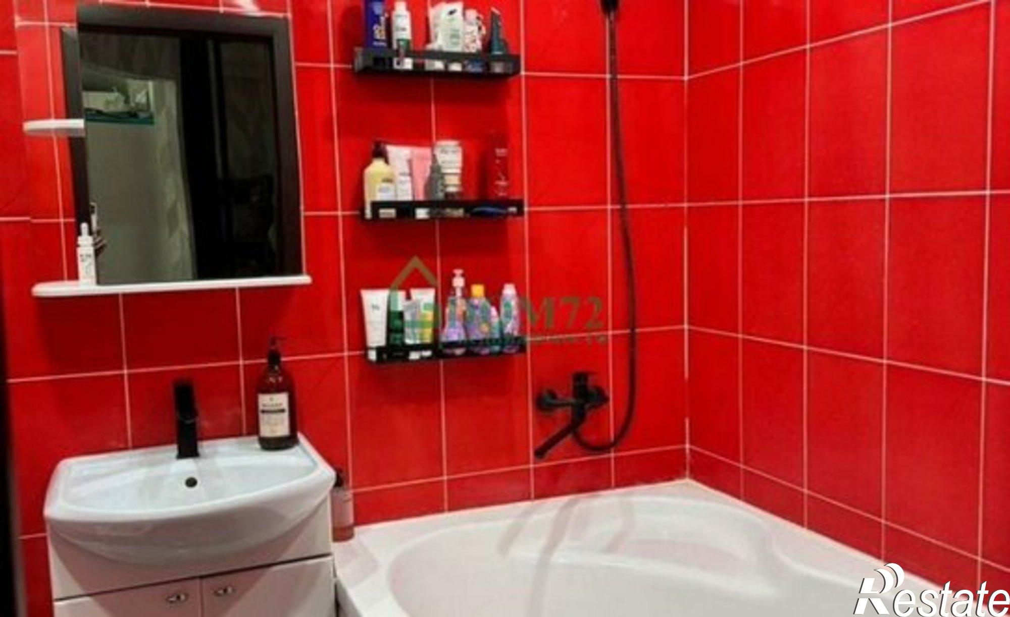 Купить квартиру за 4 500 000 рублей на 15-й микрорайон, 34