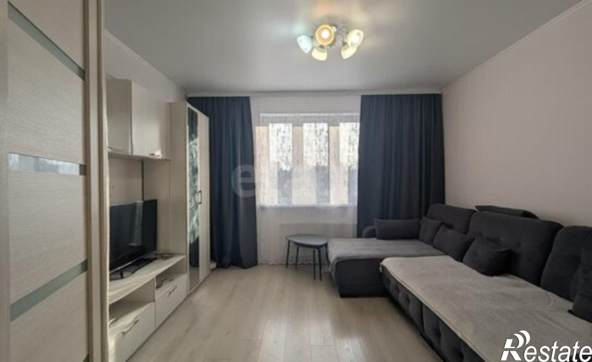 Купить квартиру за 6 300 000 рублей на 10-й микрорайон, 72