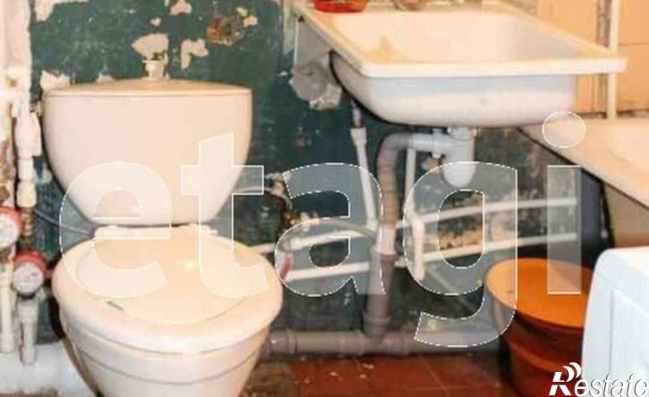 1-комн квартира 8-й микрорайон, 15