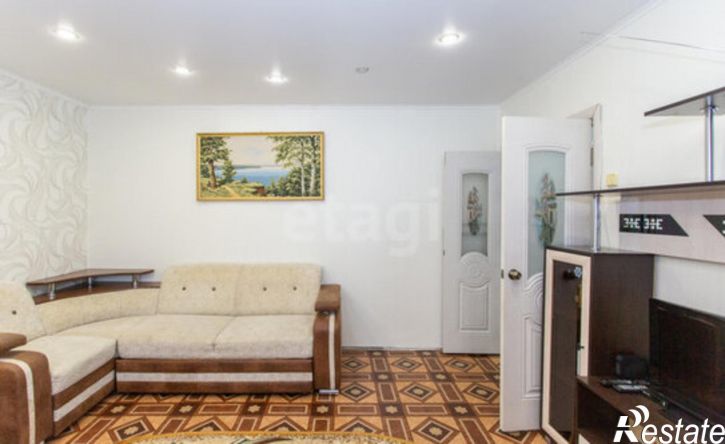 2-комн квартира Октябрьская улица, 64,  д. 64