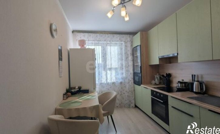 2-комн квартира 10-й микрорайон, 72