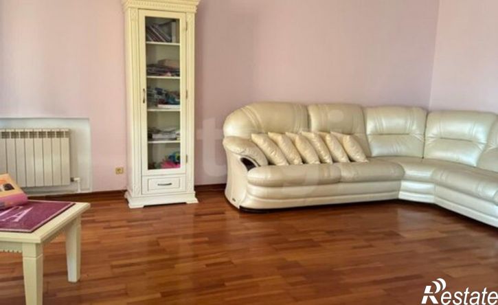 4-комн квартира микрорайон 3Б, 12