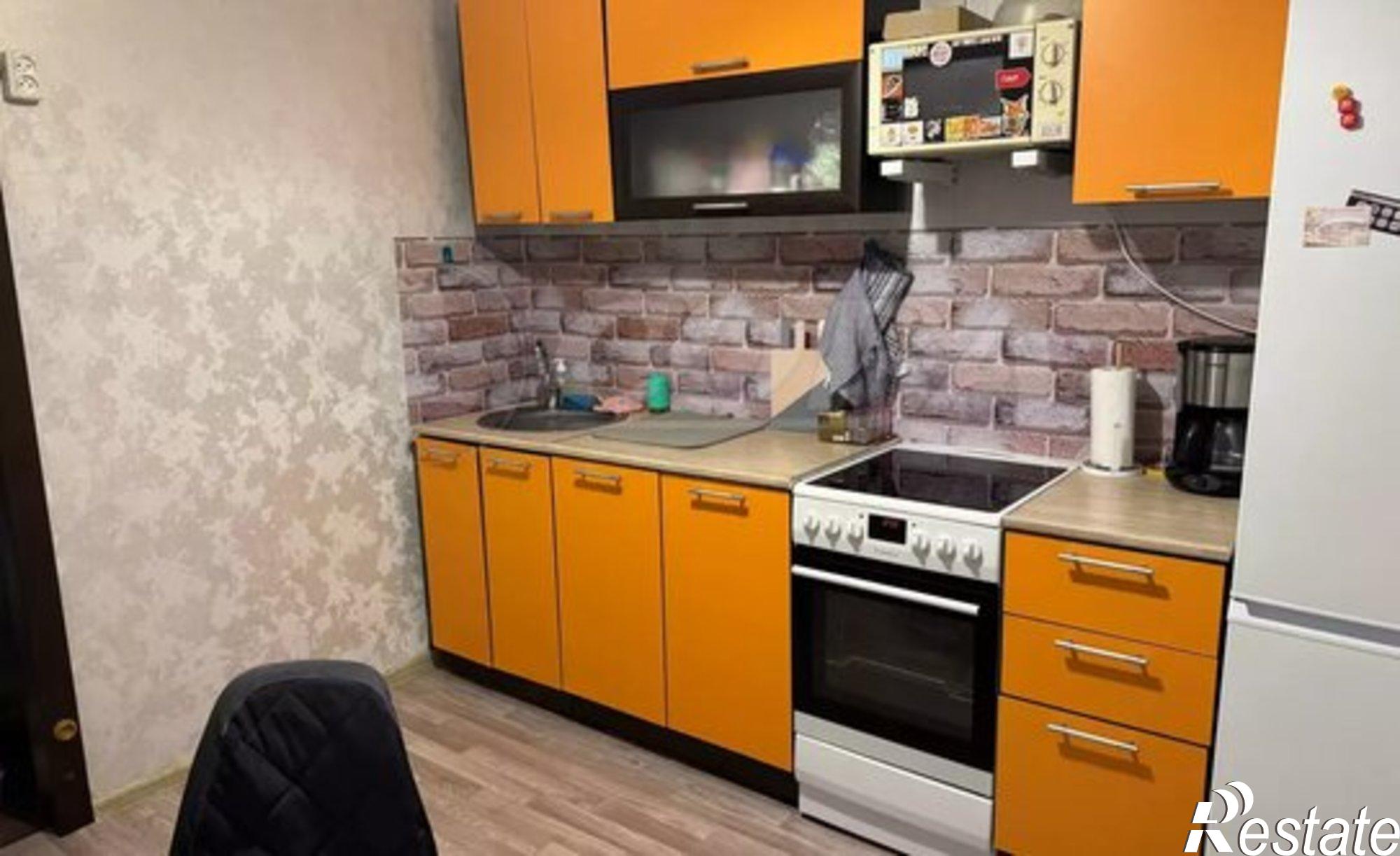 Купить квартиру за 4 200 000 рублей на 9-й микрорайон, 28А