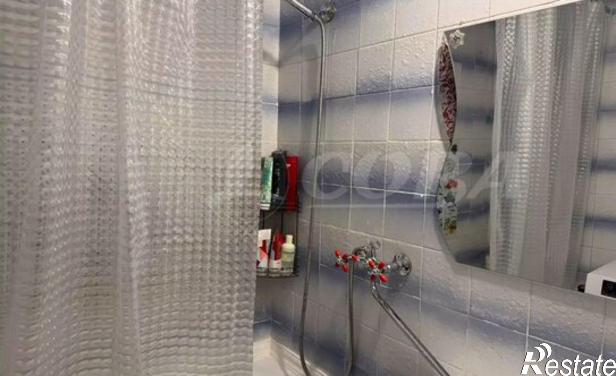 Купить квартиру за 4 200 000 рублей на 9-й микрорайон, 28А