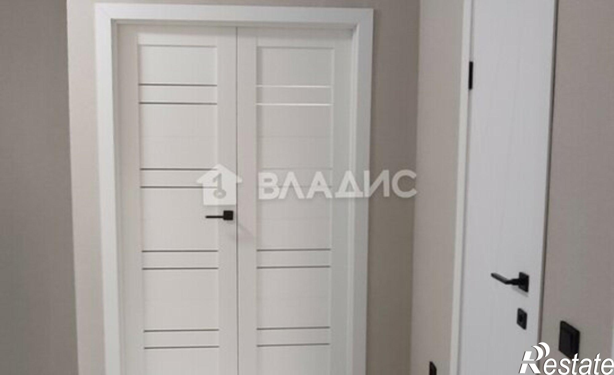 Купить квартиру за 8 400 000 рублей на 15-й микрорайон, 23