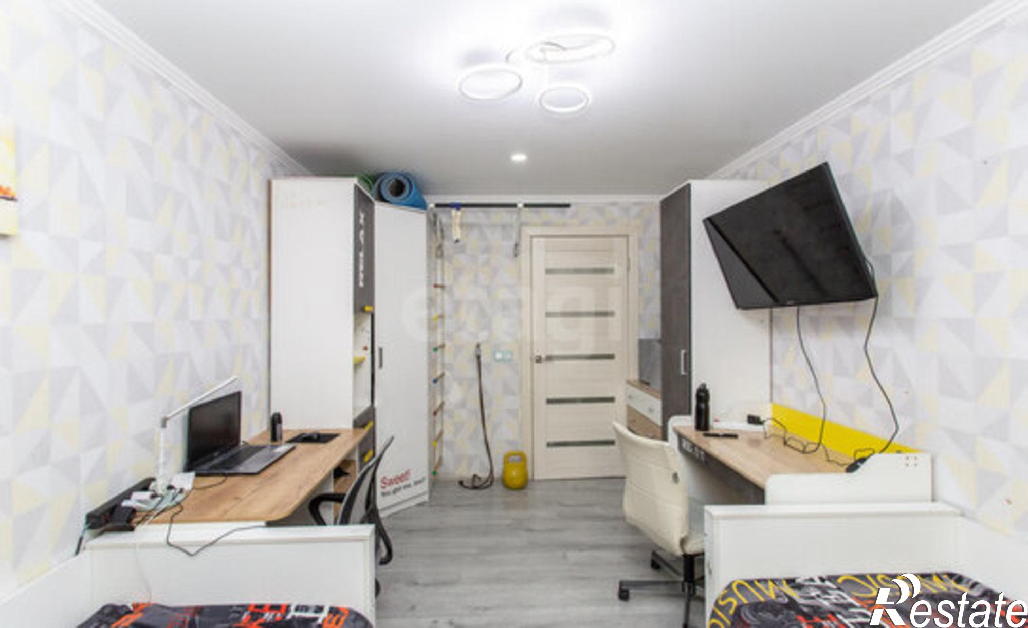 Купить квартиру за 4 500 000 рублей на улица Знаменского, 18