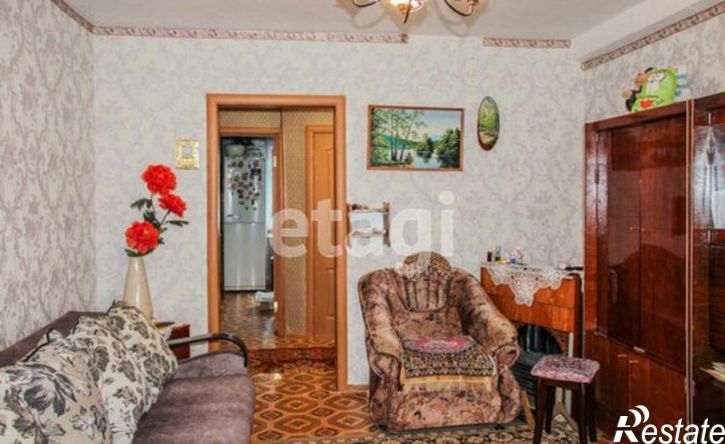 3-комн квартира микрорайон Менделеево, 10