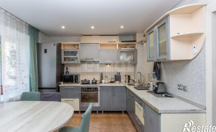 2-комн квартира улица Знаменского, 18,  д. 18