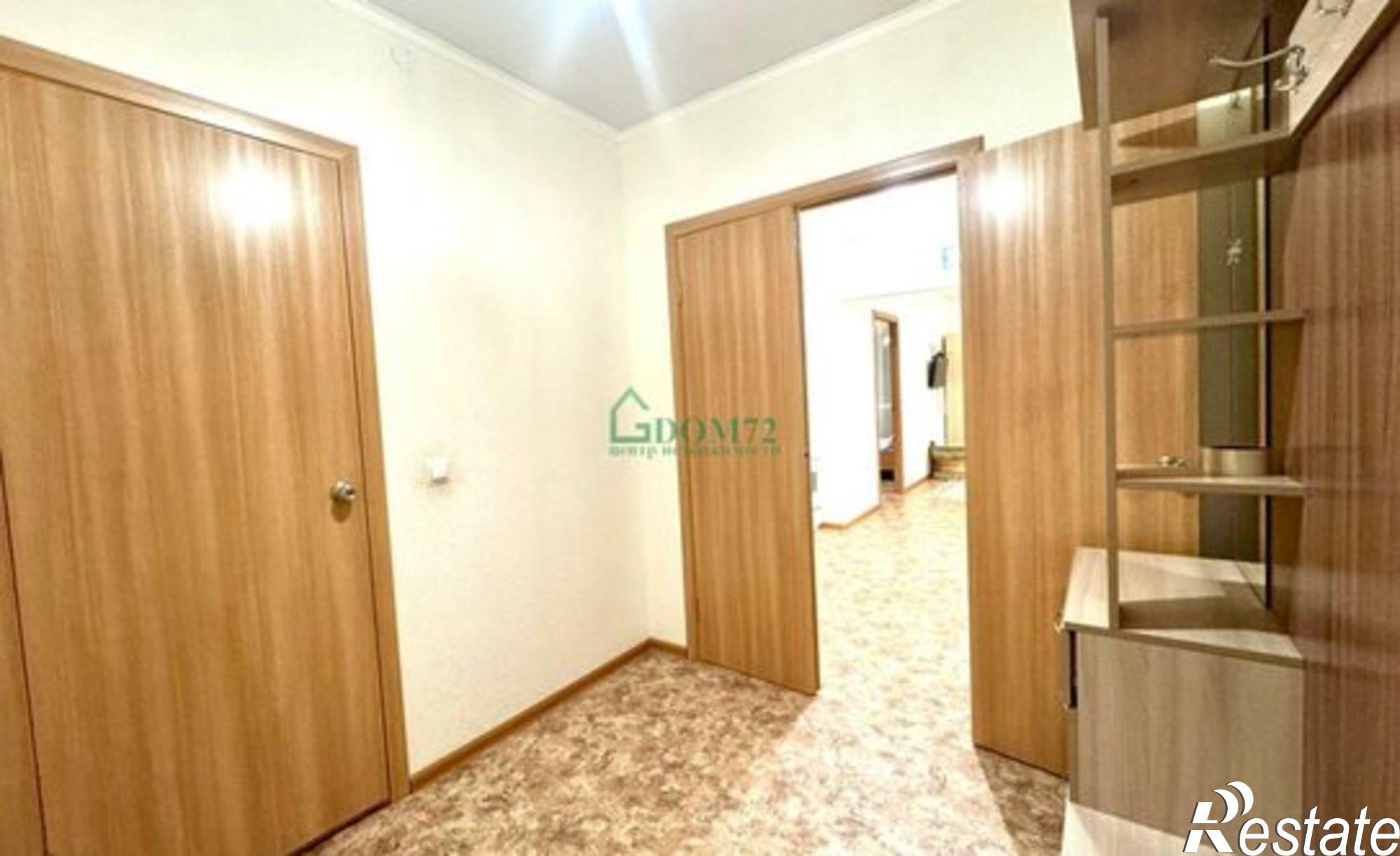 Купить квартиру за 5 000 000 рублей на 15-й микрорайон, 27