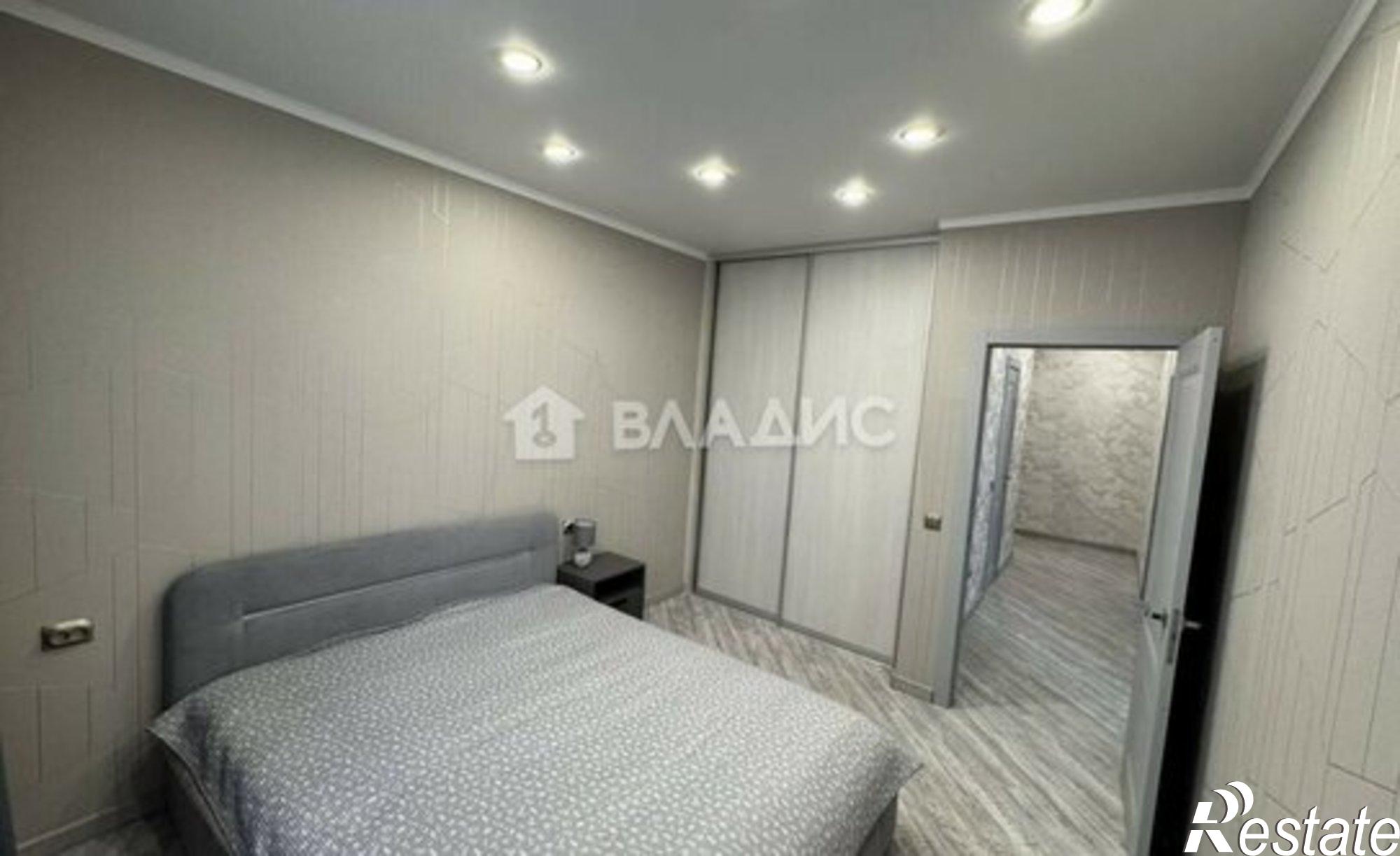 Купить квартиру за 7 400 000 рублей на 15-й микрорайон, 29