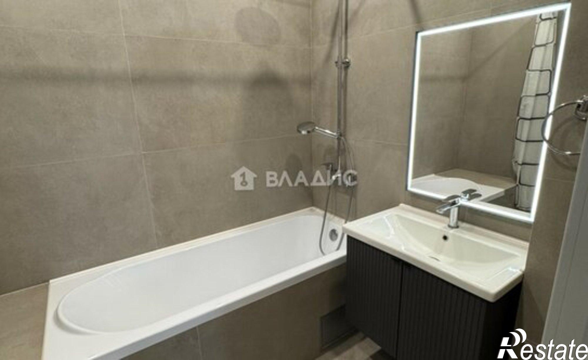 Купить квартиру за 7 400 000 рублей на 15-й микрорайон, 29