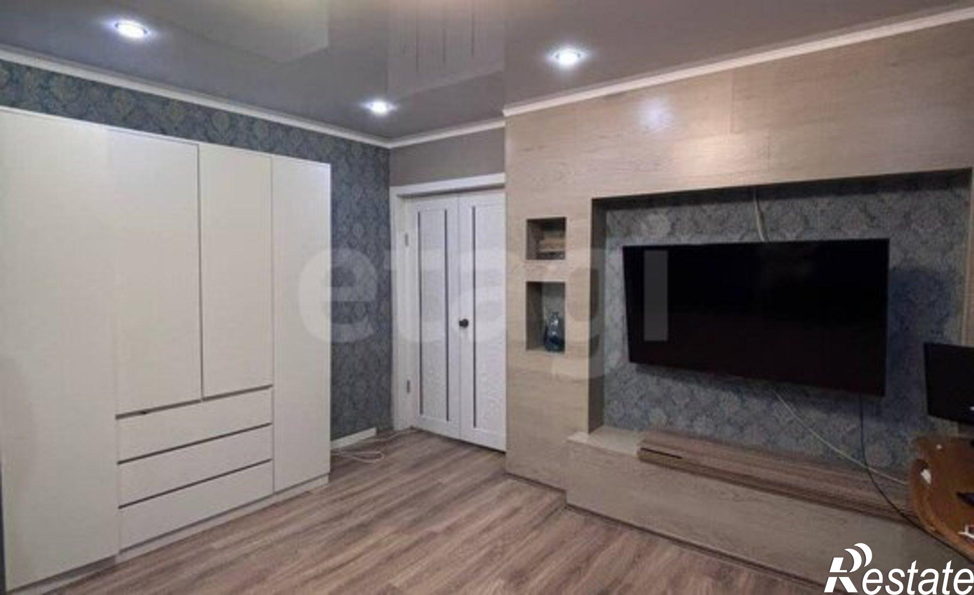 Купить квартиру за 5 000 000 рублей на 9-й микрорайон, 27