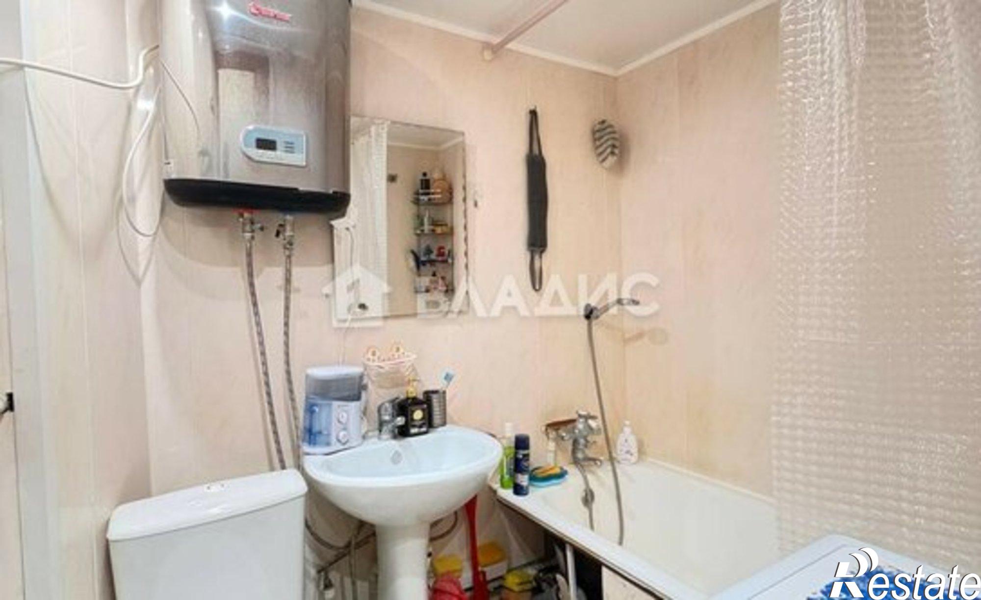 Купить квартиру за 3 500 000 рублей на 9-й микрорайон, 16