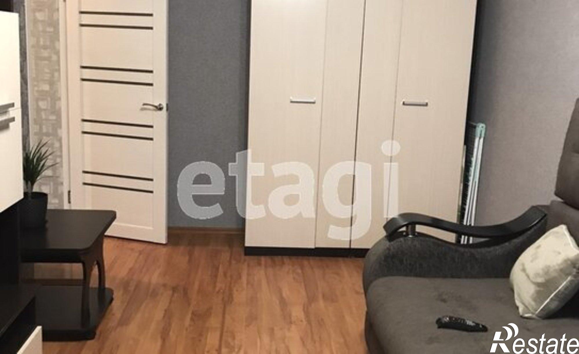 Купить квартиру за 4 100 000 рублей на 4-й микрорайон, 9А