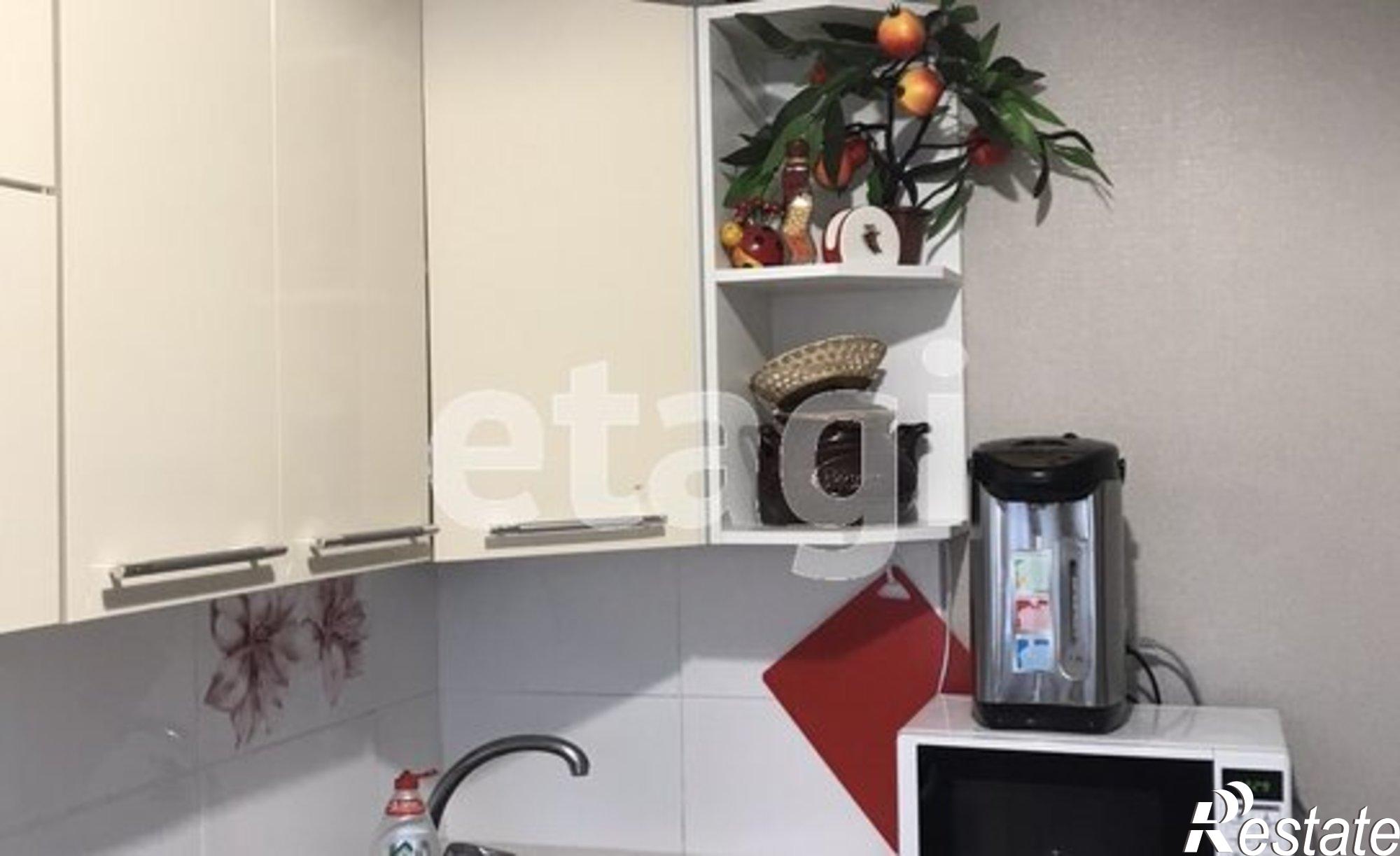 Купить квартиру за 4 100 000 рублей на 4-й микрорайон, 9А