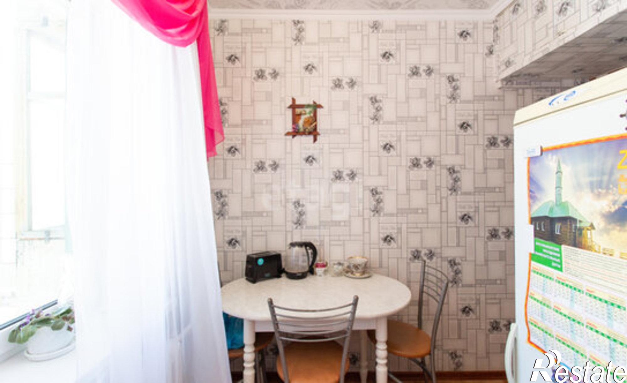 Купить квартиру за 3 100 000 рублей на 7-й микрорайон, 14