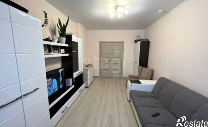 2-комн квартира 15-й микрорайон, 11