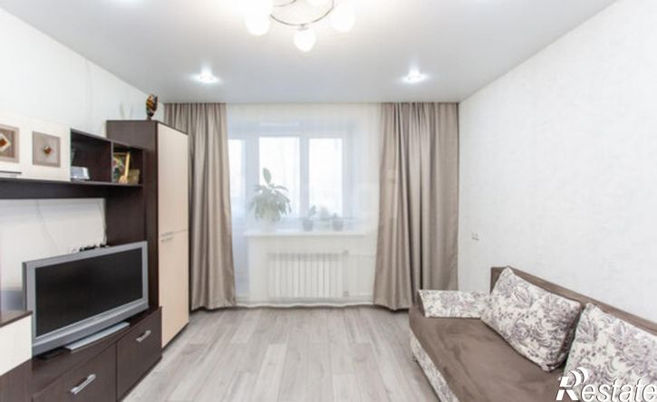 2-комн квартира 4-й микрорайон, 14