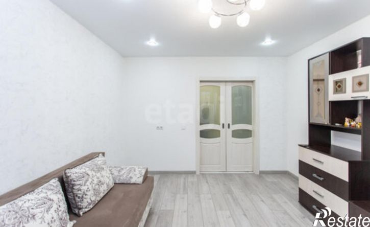 2-комн квартира 4-й микрорайон, 14