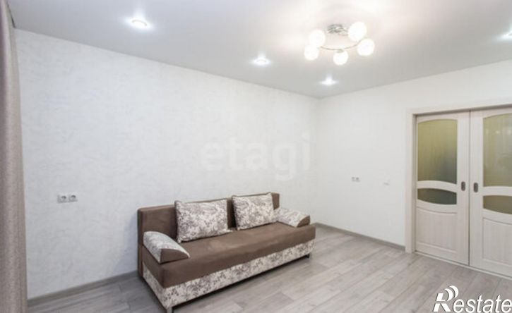 2-комн квартира 4-й микрорайон, 14