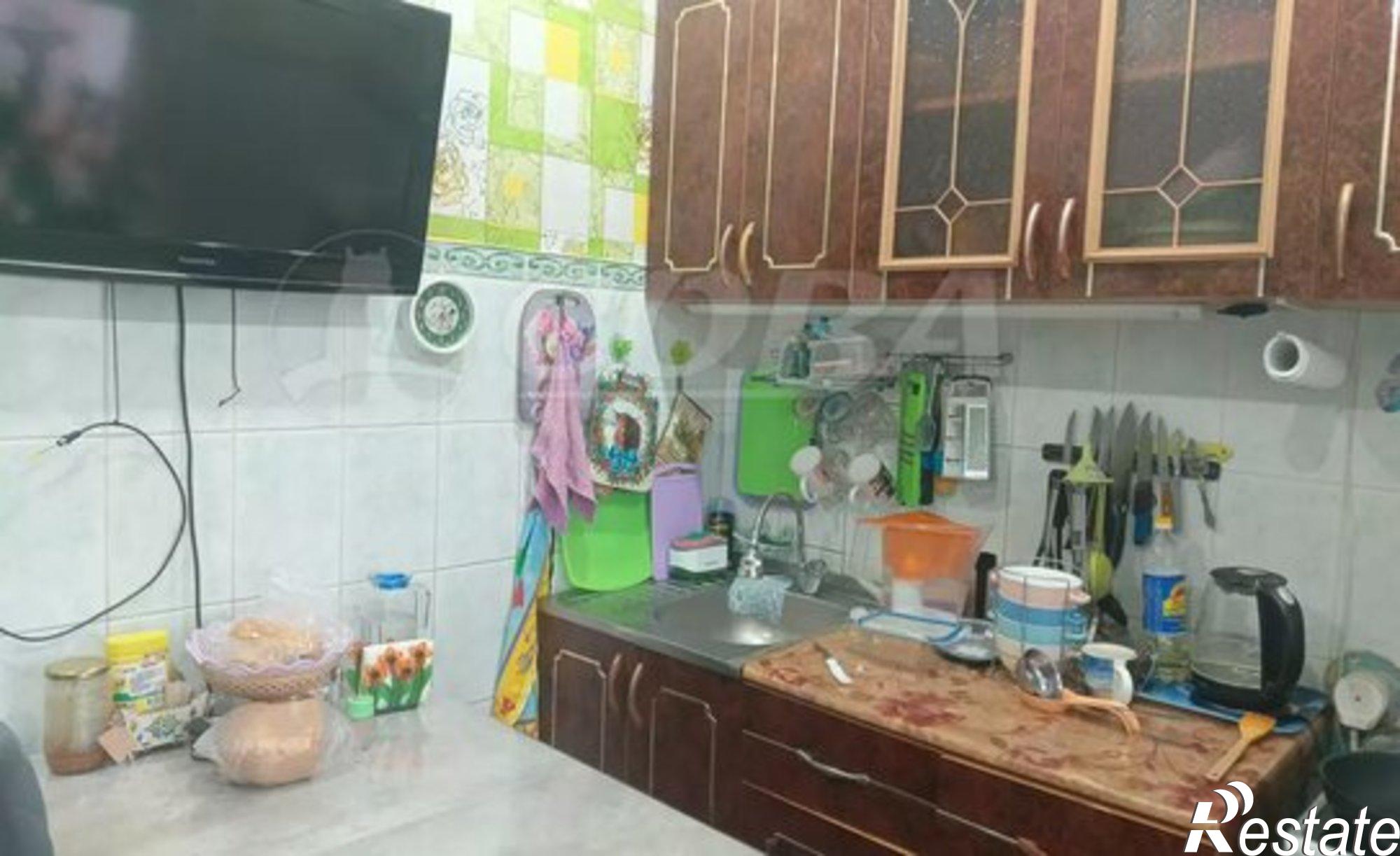 Купить квартиру за 3 100 000 рублей на 9-й микрорайон, 20