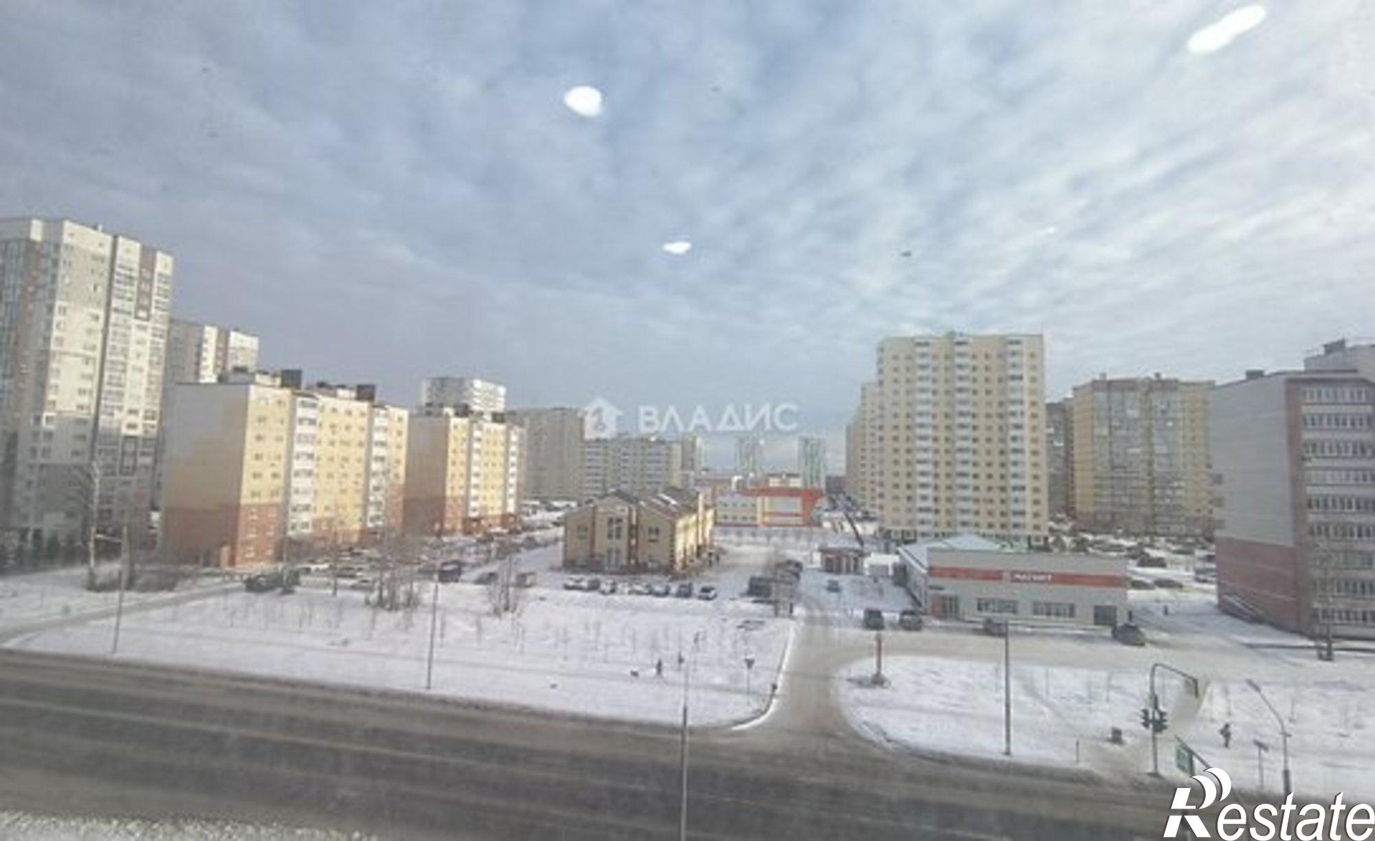 Купить квартиру за 4 500 000 рублей на 10-й микрорайон, 35